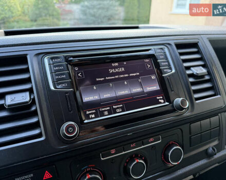 Синій Фольксваген Transporter, об'ємом двигуна 2 л та пробігом 199 тис. км за 19571 $, фото 31 на Automoto.ua