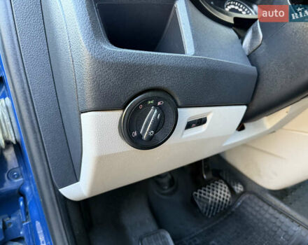 Синій Фольксваген Transporter, об'ємом двигуна 2 л та пробігом 199 тис. км за 19571 $, фото 21 на Automoto.ua