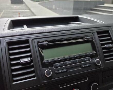 Синий Фольксваген Transporter, объемом двигателя 2 л и пробегом 188 тыс. км за 19999 $, фото 2 на Automoto.ua