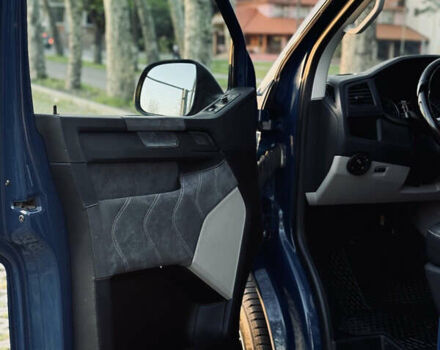 Синій Фольксваген Transporter, об'ємом двигуна 2 л та пробігом 273 тис. км за 25000 $, фото 5 на Automoto.ua