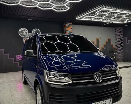 Синий Фольксваген Transporter, объемом двигателя 2 л и пробегом 230 тыс. км за 27500 $, фото 3 на Automoto.ua