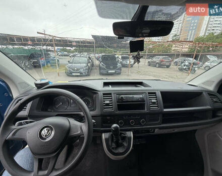 Синий Фольксваген Transporter, объемом двигателя 2 л и пробегом 90 тыс. км за 29000 $, фото 4 на Automoto.ua