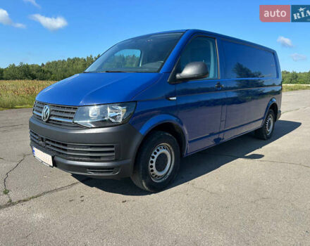Синій Фольксваген Transporter, об'ємом двигуна 0 л та пробігом 147 тис. км за 17999 $, фото 10 на Automoto.ua