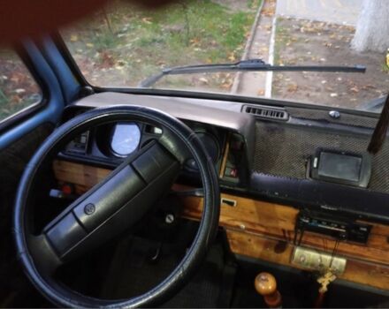 Синий Фольксваген Transporter, объемом двигателя 1.6 л и пробегом 300 тыс. км за 3500 $, фото 5 на Automoto.ua