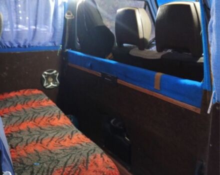 Синий Фольксваген Transporter, объемом двигателя 1.6 л и пробегом 300 тыс. км за 3500 $, фото 7 на Automoto.ua