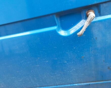 Синій Фольксваген Transporter, об'ємом двигуна 1.9 л та пробігом 350 тис. км за 1600 $, фото 2 на Automoto.ua