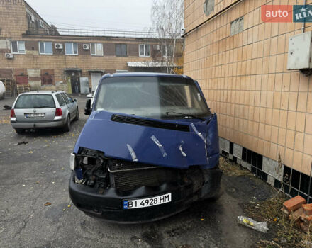 Синий Фольксваген Transporter, объемом двигателя 2.37 л и пробегом 500 тыс. км за 2500 $, фото 2 на Automoto.ua