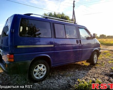 Синий Фольксваген Transporter, объемом двигателя 2.4 л и пробегом 560 тыс. км за 5200 $, фото 4 на Automoto.ua