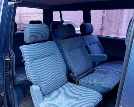 Синий Фольксваген Transporter, объемом двигателя 2.4 л и пробегом 505 тыс. км за 4200 $, фото 2 на Automoto.ua