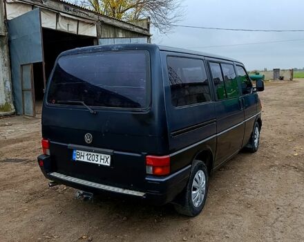 Синий Фольксваген Transporter, объемом двигателя 2.4 л и пробегом 505 тыс. км за 4200 $, фото 1 на Automoto.ua