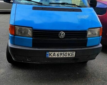 Синий Фольксваген Transporter, объемом двигателя 2.5 л и пробегом 600 тыс. км за 4500 $, фото 2 на Automoto.ua