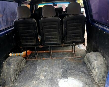 Синий Фольксваген Transporter, объемом двигателя 2.4 л и пробегом 470 тыс. км за 5000 $, фото 2 на Automoto.ua