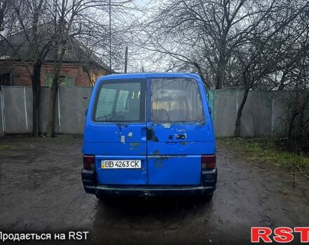 Синий Фольксваген Transporter, объемом двигателя 2.5 л и пробегом 200 тыс. км за 3800 $, фото 2 на Automoto.ua
