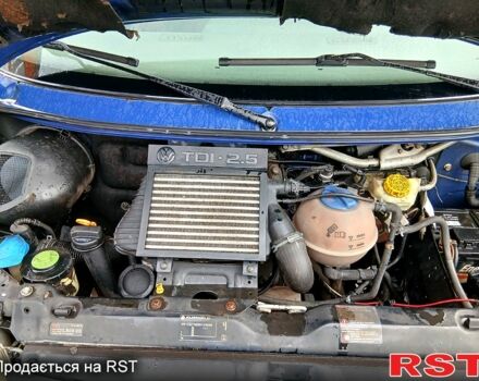 Синій Фольксваген Transporter, об'ємом двигуна 2.5 л та пробігом 0 тис. км за 4500 $, фото 4 на Automoto.ua