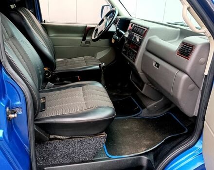 Синий Фольксваген Transporter, объемом двигателя 2.5 л и пробегом 441 тыс. км за 6700 $, фото 8 на Automoto.ua