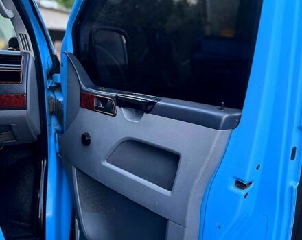 Синий Фольксваген Transporter, объемом двигателя 2.5 л и пробегом 182 тыс. км за 8000 $, фото 6 на Automoto.ua