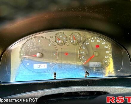 Синий Фольксваген Transporter, объемом двигателя 1.9 л и пробегом 224 тыс. км за 12500 $, фото 5 на Automoto.ua