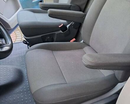 Фольксваген Transporter 2017 в Ровно на Automoto.ua Синий Фольксваген Transporter, объемом двигателя 1.97 л и пробегом 233 тыс. км за 20999 $, фото 37 на Automoto.ua