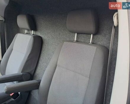 Фольксваген Transporter 2017 в Ровно на Automoto.ua Синий Фольксваген Transporter, объемом двигателя 1.97 л и пробегом 233 тыс. км за 20999 $, фото 32 на Automoto.ua