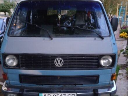 Синий Фольксваген Transporter, объемом двигателя 1.6 л и пробегом 300 тыс. км за 3500 $, фото 1 на Automoto.ua