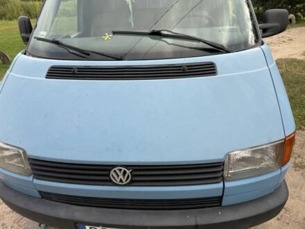 Фольксваген Transporter 1991 в Яворове на Automoto.ua Синий Фольксваген Transporter, объемом двигателя 2.4 л и пробегом 400 тыс. км за 1900 $, фото 1 на Automoto.ua