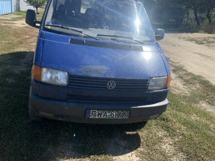 Синій Фольксваген Transporter, об'ємом двигуна 2.5 л та пробігом 429 тис. км за 3600 $, фото 1 на Automoto.ua