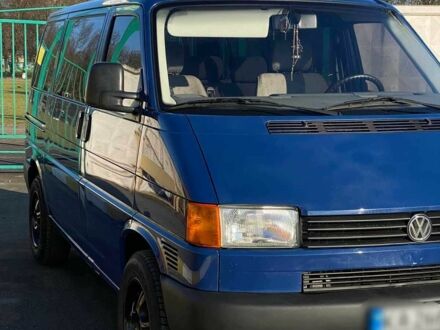 Фольксваген Transporter 1999 в Радомышле на Automoto.ua Синий Фольксваген Transporter, объемом двигателя 2.5 л и пробегом 340 тыс. км за 4400 $, фото 1 на Automoto.ua