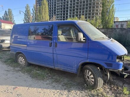 Синий Фольксваген Transporter, объемом двигателя 1.9 л и пробегом 350 тыс. км за 2700 $, фото 1 на Automoto.ua