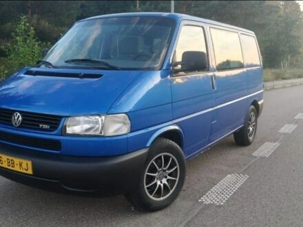 Синий Фольксваген Transporter, объемом двигателя 2.5 л и пробегом 310 тыс. км за 3059 $, фото 1 на Automoto.ua