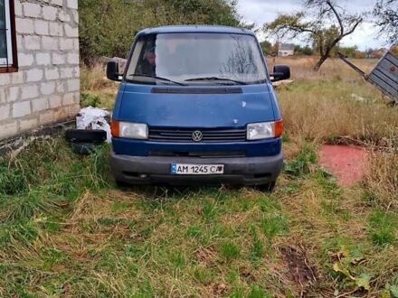 Синий Фольксваген Transporter, объемом двигателя 1.9 л и пробегом 370 тыс. км за 4000 $, фото 1 на Automoto.ua
