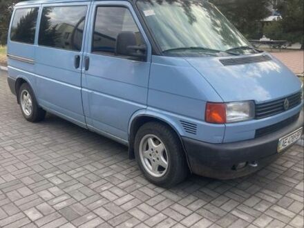 Синій Фольксваген Transporter, об'ємом двигуна 2.5 л та пробігом 300 тис. км за 4632 $, фото 1 на Automoto.ua
