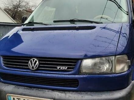 Синий Фольксваген Transporter, объемом двигателя 2.5 л и пробегом 586 тыс. км за 5300 $, фото 1 на Automoto.ua