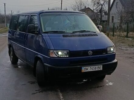 Синий Фольксваген Transporter, объемом двигателя 0 л и пробегом 470 тыс. км за 6000 $, фото 1 на Automoto.ua