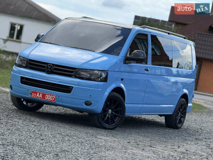 Синій Фольксваген Transporter, об'ємом двигуна 2.5 л та пробігом 250 тис. км за 13888 $, фото 1 на Automoto.ua