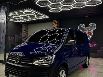 Синий Фольксваген Transporter, объемом двигателя 2 л и пробегом 230 тыс. км за 27500 $, фото 1 на Automoto.ua