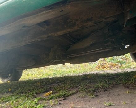 Зеленый Фольксваген Transporter, объемом двигателя 2 л и пробегом 526 тыс. км за 2650 $, фото 4 на Automoto.ua