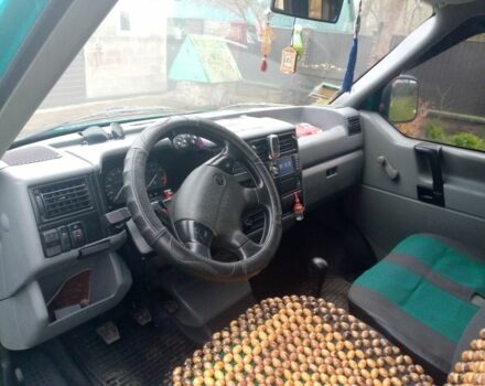 Зеленый Фольксваген Transporter, объемом двигателя 0 л и пробегом 478 тыс. км за 4600 $, фото 10 на Automoto.ua