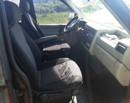 Зеленый Фольксваген Transporter, объемом двигателя 2.4 л и пробегом 360 тыс. км за 2800 $, фото 4 на Automoto.ua