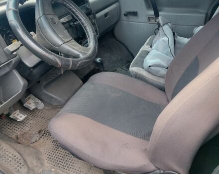 Фольксваген Transporter 1992 в Николаеве на Automoto.ua Зеленый Фольксваген Transporter, объемом двигателя 2.4 л и пробегом 300 тыс. км за 2500 $, фото 6 на Automoto.ua