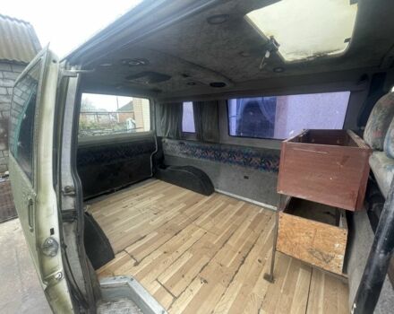 Зеленый Фольксваген Transporter, объемом двигателя 0 л и пробегом 100 тыс. км за 2500 $, фото 11 на Automoto.ua