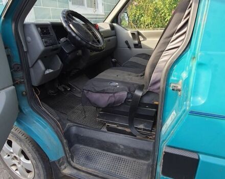 Зелений Фольксваген Transporter, об'ємом двигуна 2.4 л та пробігом 658 тис. км за 4000 $, фото 4 на Automoto.ua