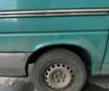 Зеленый Фольксваген Transporter, объемом двигателя 2.5 л и пробегом 333 тыс. км за 3500 $, фото 2 на Automoto.ua