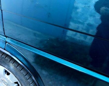 Зелений Фольксваген Transporter, об'ємом двигуна 1.9 л та пробігом 275 тис. км за 4200 $, фото 2 на Automoto.ua
