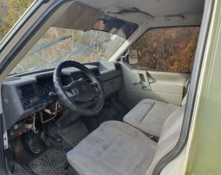 Зеленый Фольксваген Transporter, объемом двигателя 0 л и пробегом 200 тыс. км за 1000 $, фото 1 на Automoto.ua