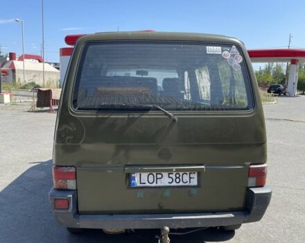 Зелений Фольксваген Transporter, об'ємом двигуна 2 л та пробігом 330 тис. км за 2500 $, фото 2 на Automoto.ua