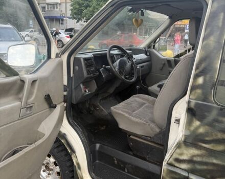 Зеленый Фольксваген Transporter, объемом двигателя 1.9 л и пробегом 350 тыс. км за 2300 $, фото 9 на Automoto.ua