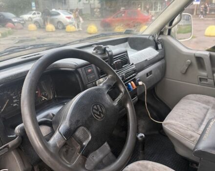 Зеленый Фольксваген Transporter, объемом двигателя 1.9 л и пробегом 350 тыс. км за 2300 $, фото 7 на Automoto.ua