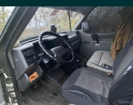 Зеленый Фольксваген Transporter, объемом двигателя 2.4 л и пробегом 3 тыс. км за 1306 $, фото 5 на Automoto.ua