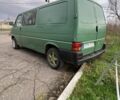Зелений Фольксваген Transporter, об'ємом двигуна 2.4 л та пробігом 280 тис. км за 1543 $, фото 4 на Automoto.ua