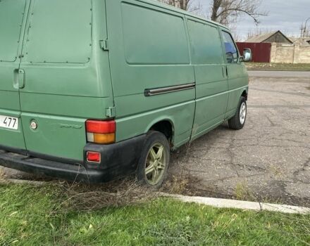 Зелений Фольксваген Transporter, об'ємом двигуна 2.4 л та пробігом 280 тис. км за 1543 $, фото 7 на Automoto.ua